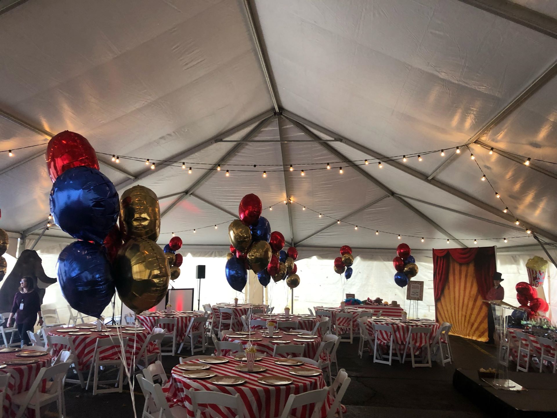 Martini Celebrate 9oz (16 Per Rack) – Party Tents & Events